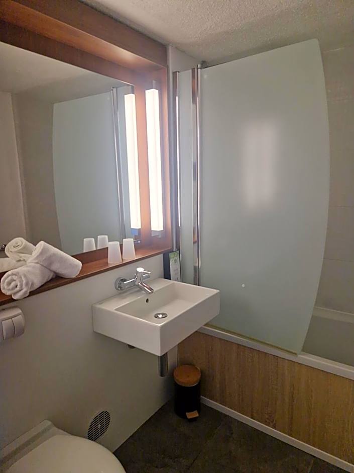 Campanile Saint Quentin