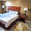 Town House Inn and Suites