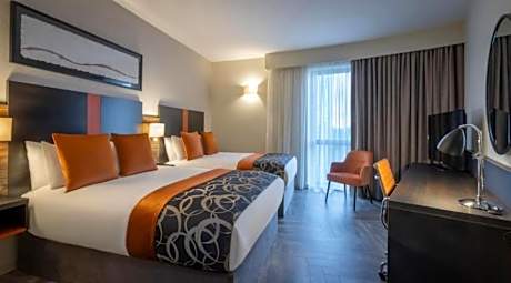 Deluxe Double Double Room