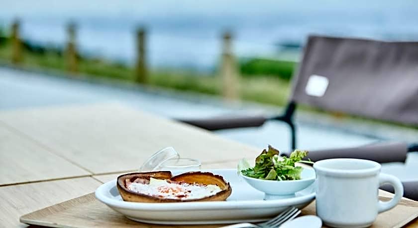 Snow Peak YAKEI SUITE ABURAYAMA FUKUOKA