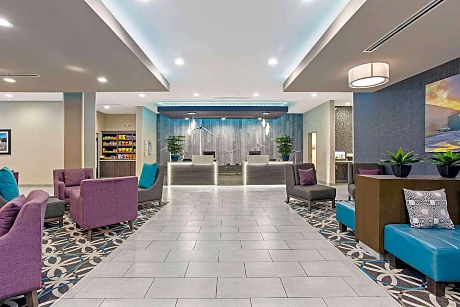 La Quinta Inn & Suites by Wyndham Sweetwater East