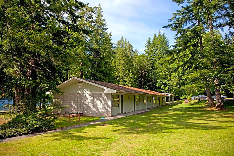 Lake Crescent Lodge