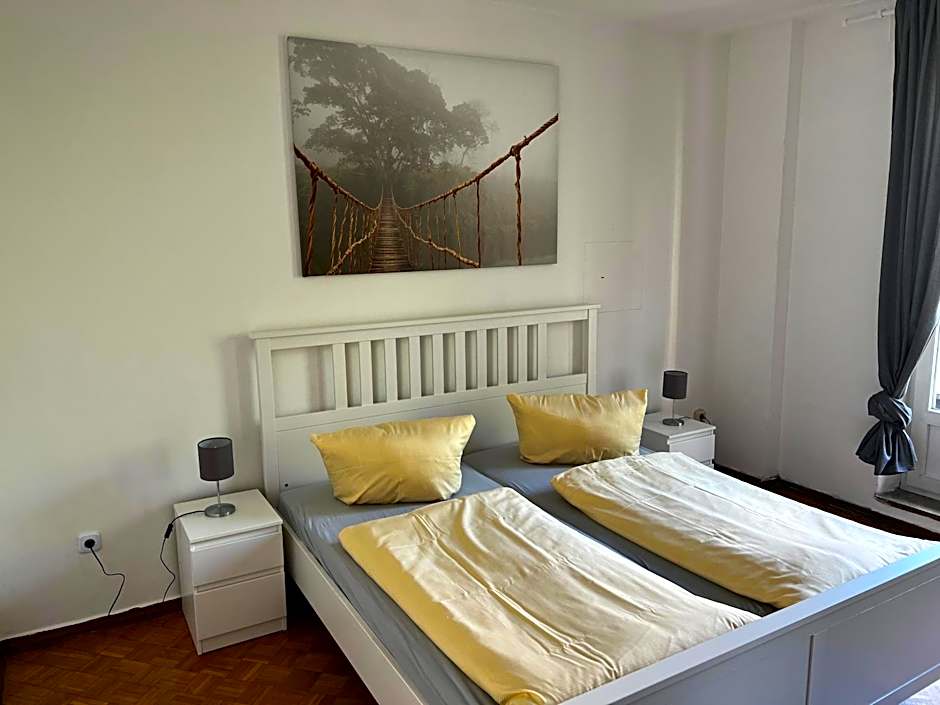 Hotel & Apartment Am Theaterplatz