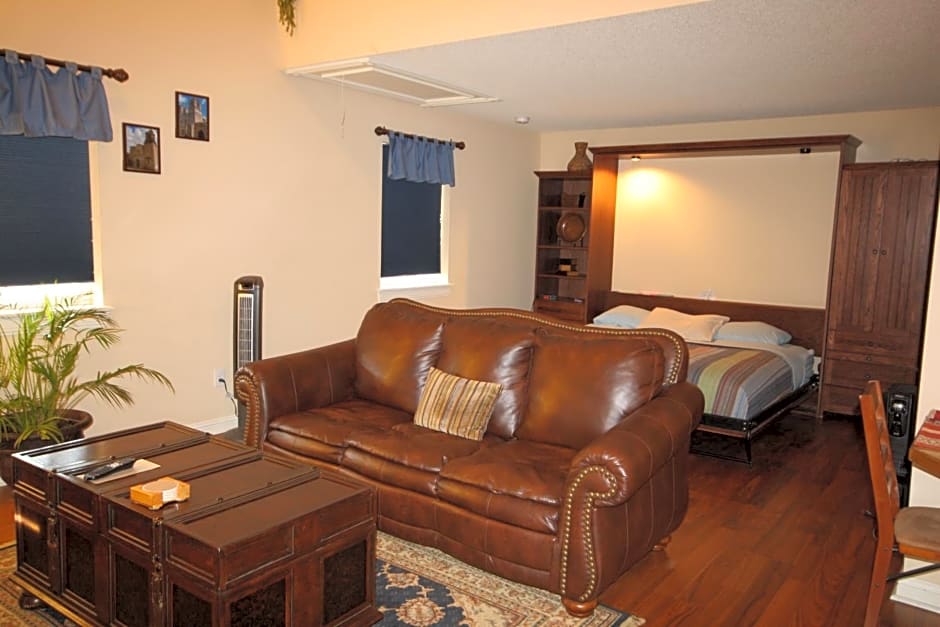 Woodrow House Bed & Breakfast