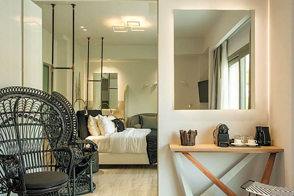 Blue Carpet Luxury Suites