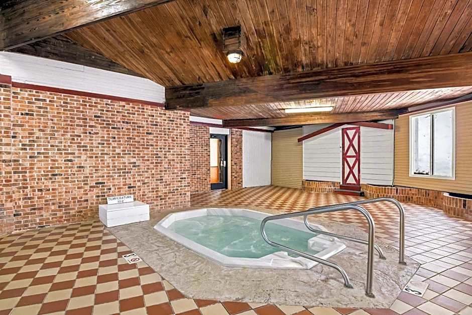 Econo Lodge Manistee