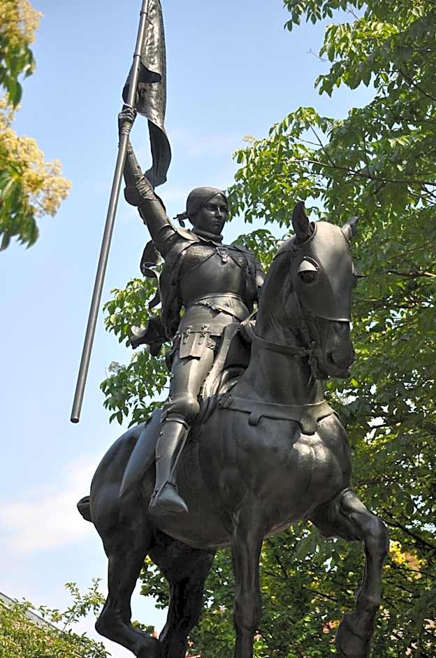 Hotel Foch Nancy Gare