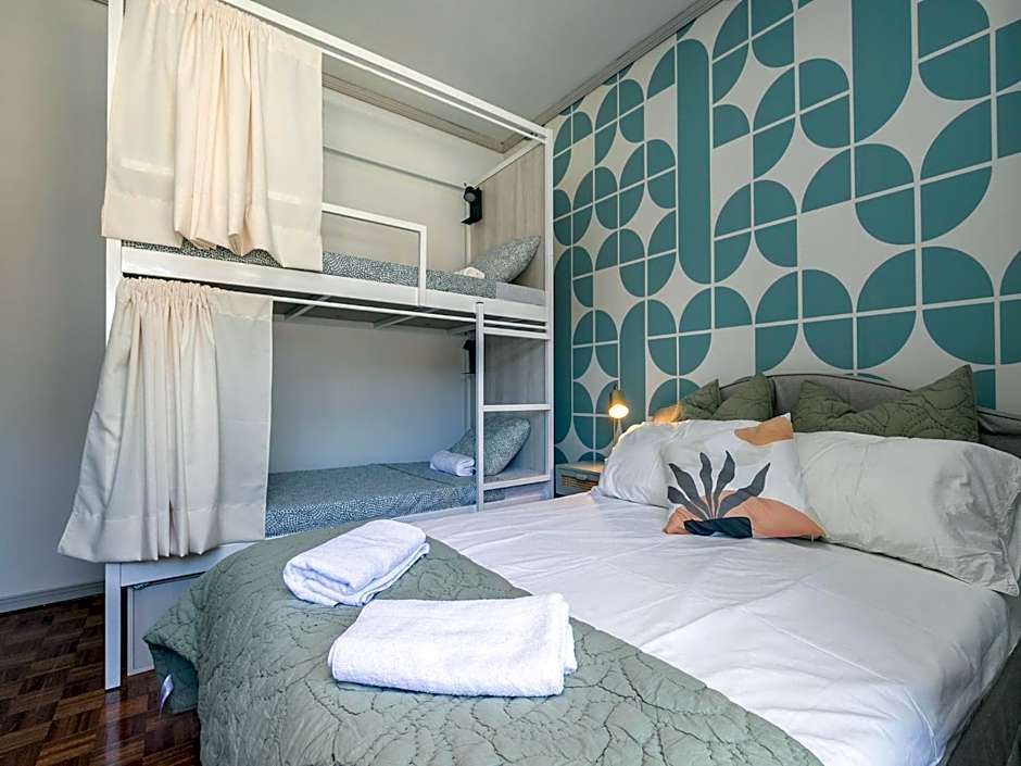 Walk in Hostel Faro Airport