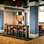 Holiday Inn Express & Suites Rock Falls By IHG