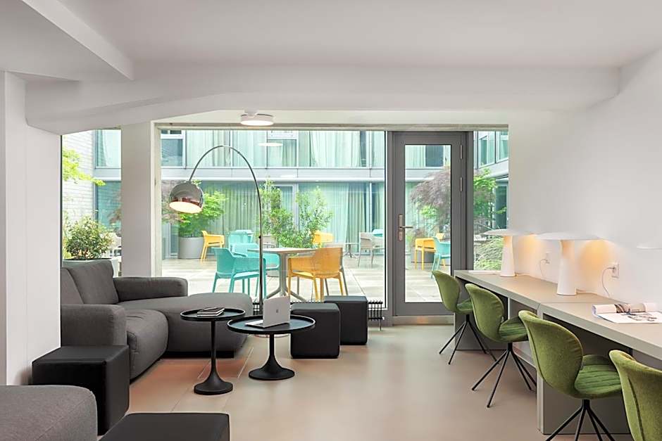 VISIONAPARTMENTS Basel - contactless check-in