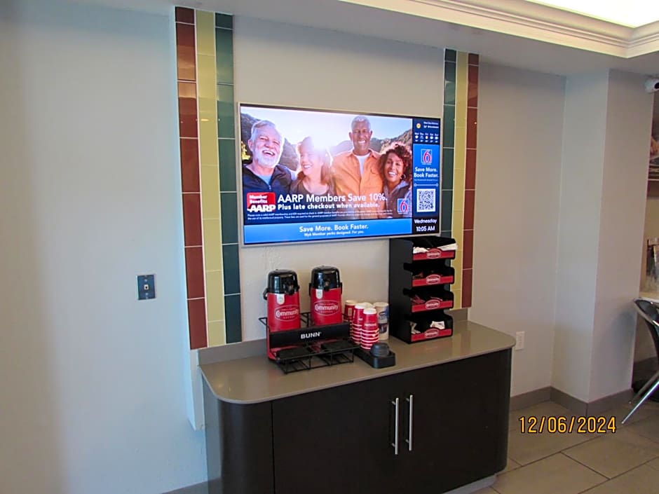 Motel 6-West Des Moines, IA