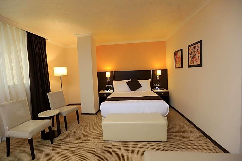 Cassiopeia Hotel