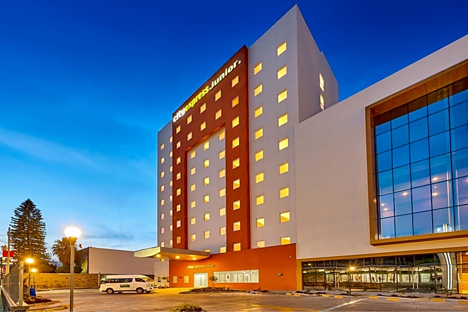 City Express Junior by Marriott Leon Centro de Convenciones
