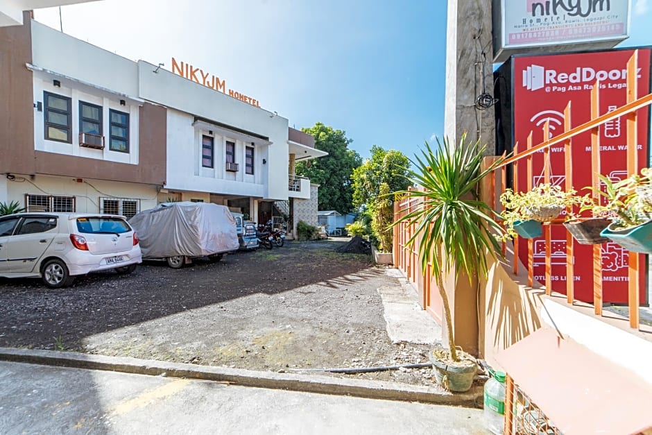 RedDoorz @ Pag Asa Rawis Legazpi