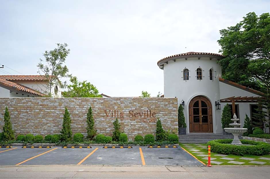 Villa Seville