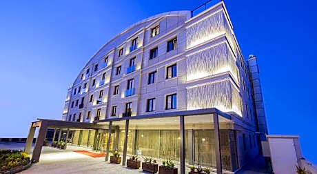 Lamec Hotel