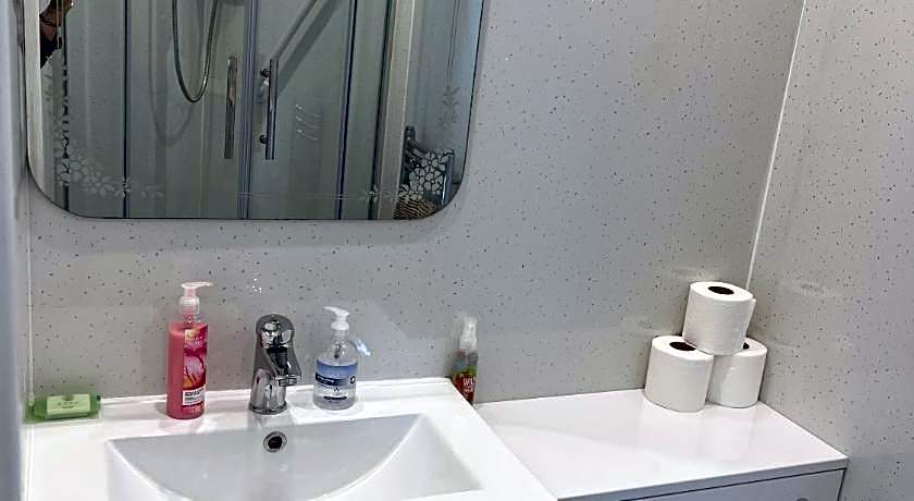 The Village Inn and Kirtle House B&B