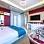 Hotel The One