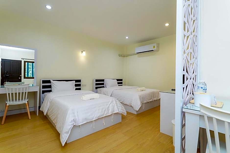 โรงแรมเรือนไทย 2 บึงโขงหลง