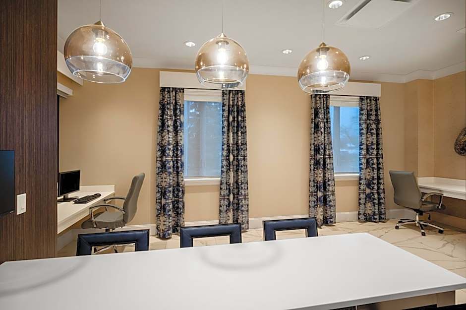 Crowne Plaza Albany - The Desmond Hotel By IHG