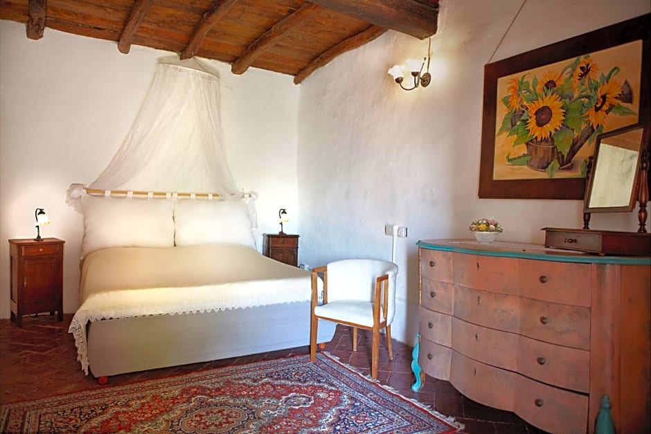 Antico Borgo Sanda Lago Maggiore