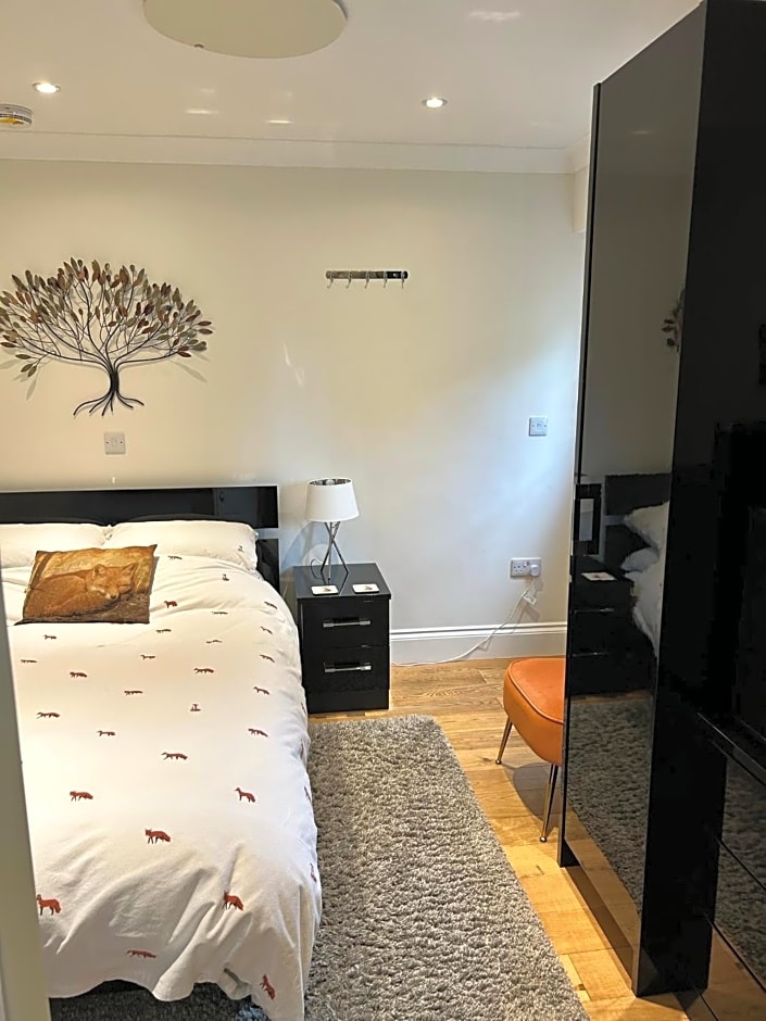 Foxes Den at Foxesway