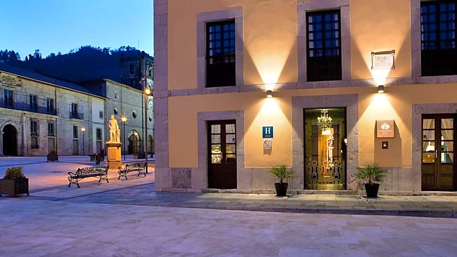 Antiguo Casino Hotel