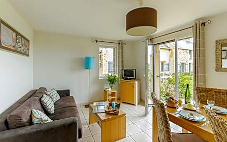 Maisonette Duplex  (8 Adults)