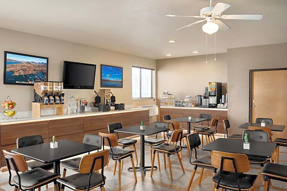 Travelodge by Wyndham Lake Havasu