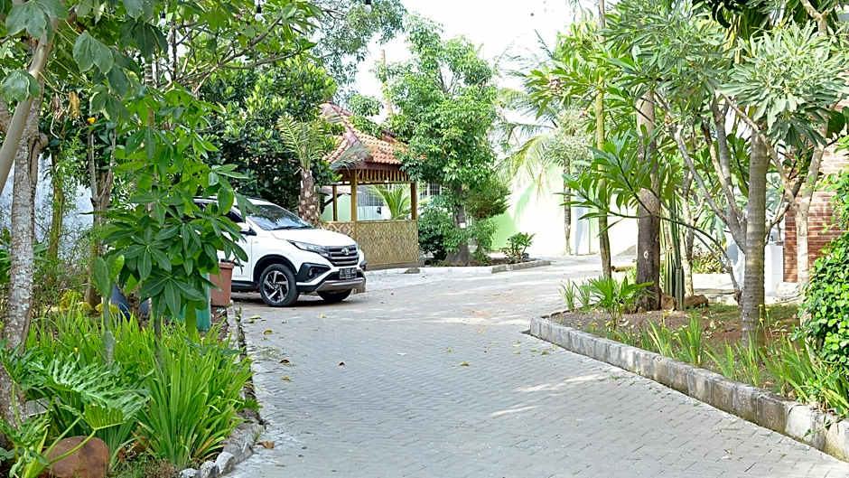 Gaia Asri Hotel