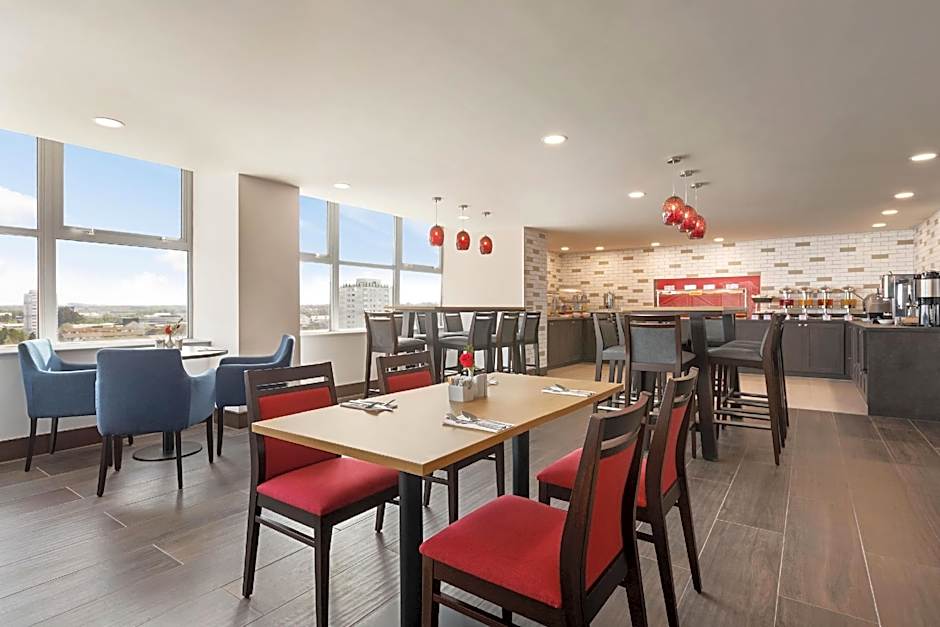 Ramada by Wyndham East Kilbride