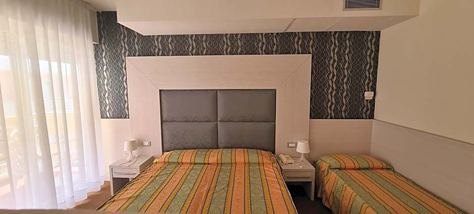 Hotel Eros