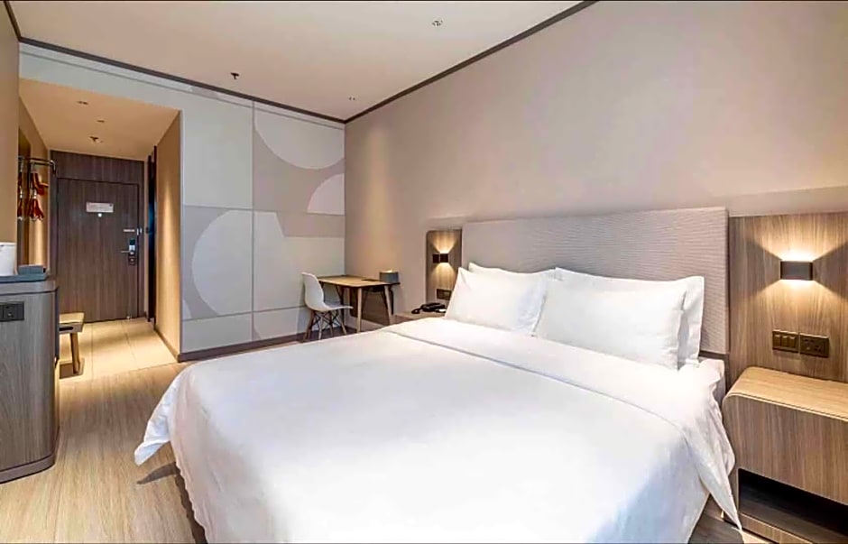 Hanting Hotel Yulin Development Zone Wanda Plaza