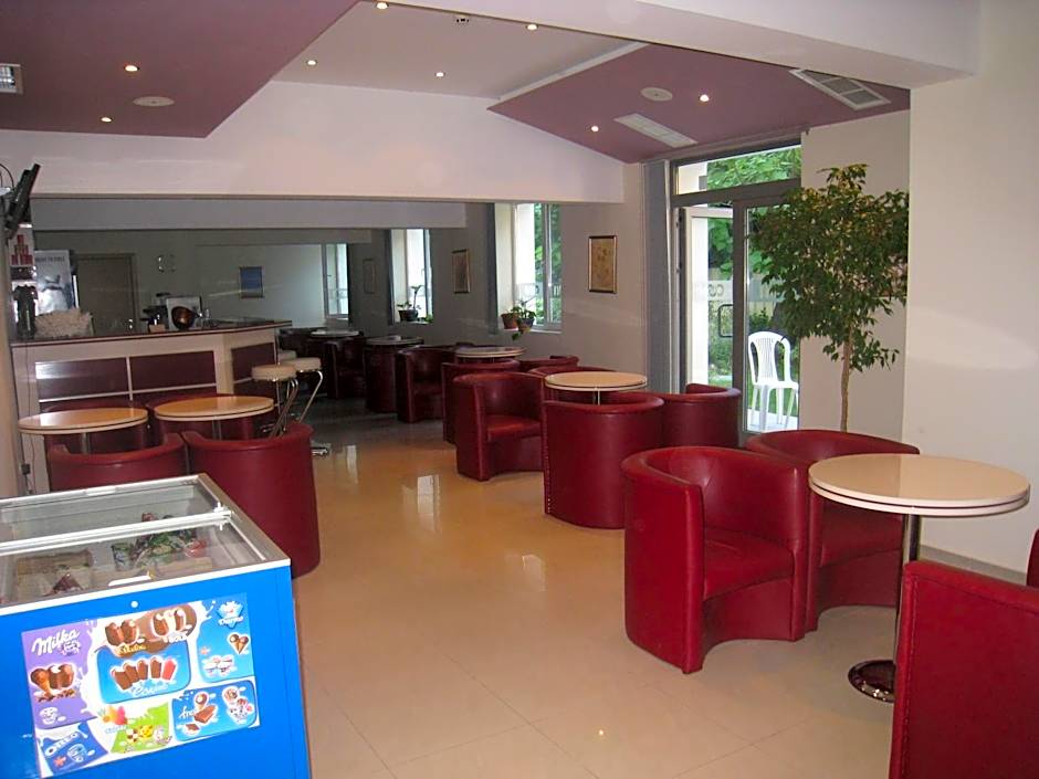 Melsa COOP Hotel