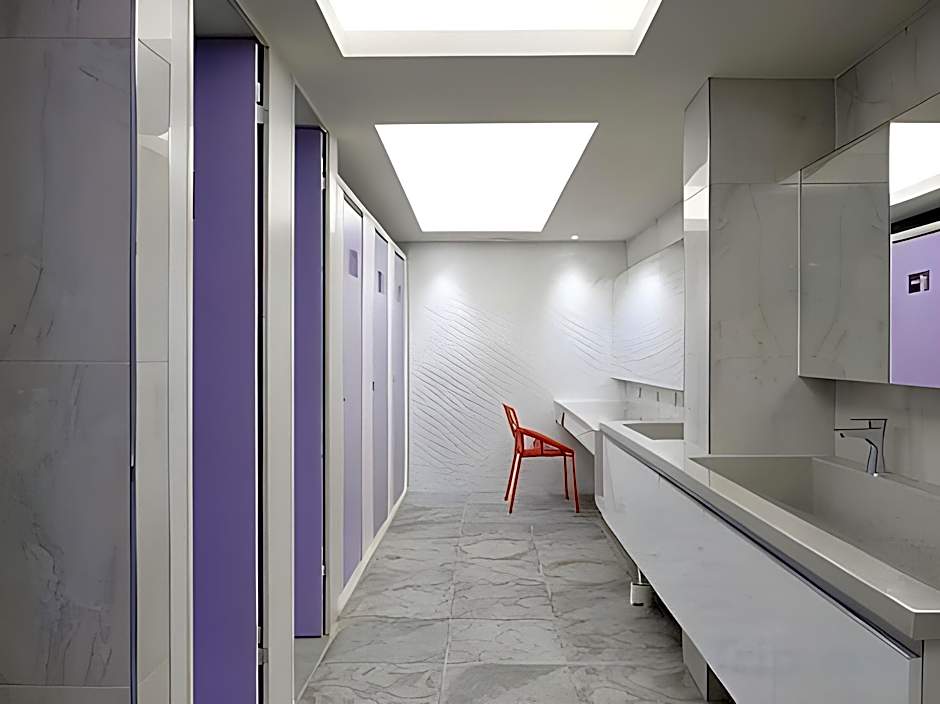 DreamWell Hostel