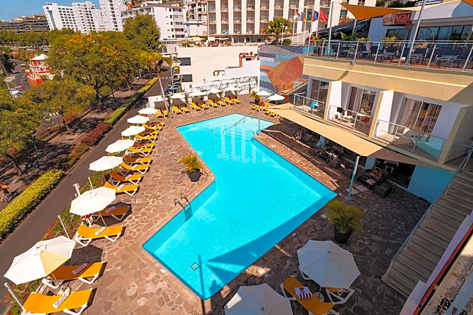 Muthu Raga Madeira Hotel