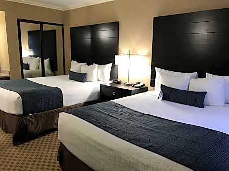 Queen Suite with Two Queen Beds - Non Smoking