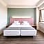 Hotel Chamartin The One