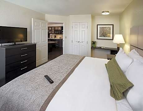 One-Bedroom Suite