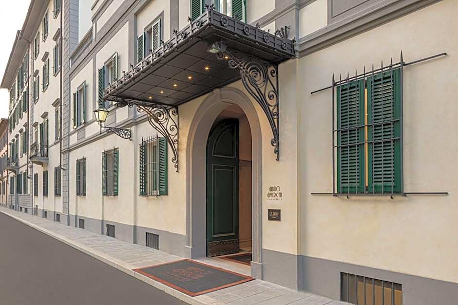 Anglo American Hotel Florence, Curio Collection by Hilton