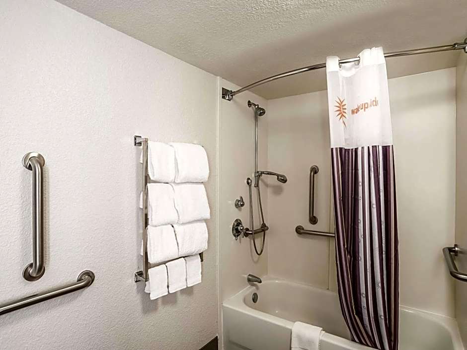 La Quinta Inn & Suites by Wyndham Phoenix Chandler