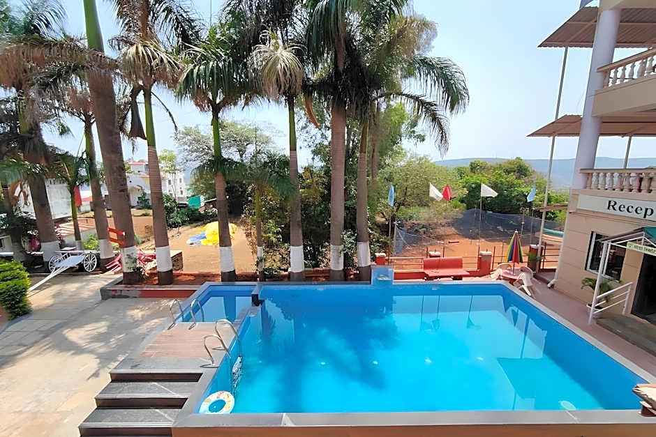 Saga Resort