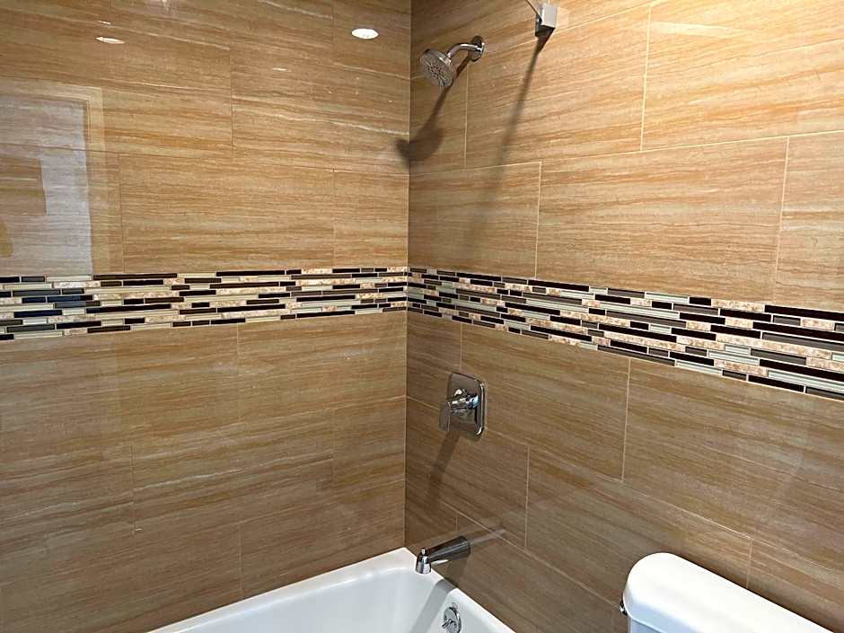 Industry Inn & Suites