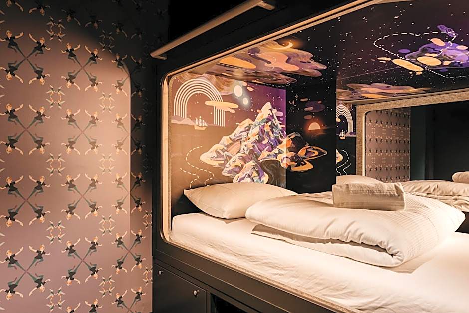 Capsule Hotel - Lucerne Old Town