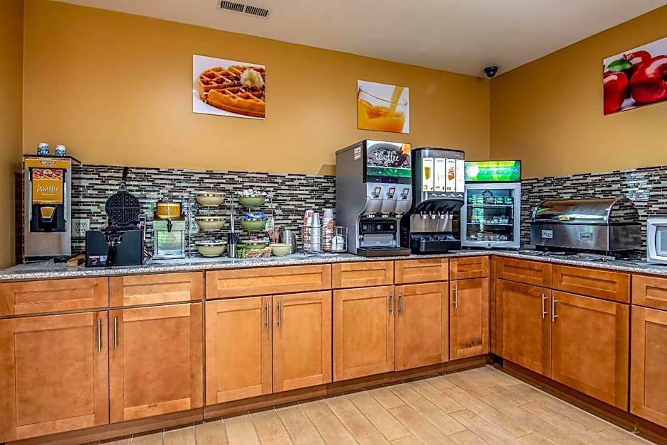 Quality Inn Tully I-81