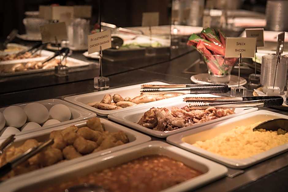 5th Floor Basic Rooms - shared bathrooms