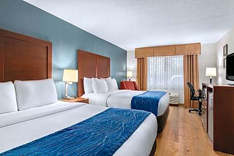 Queen Room with Two Queen Beds - Accessible/Non-Smoking