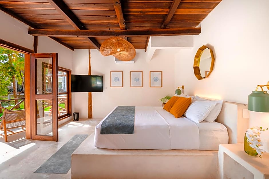 Azulea Bacalar Hotel & Spa - Lagoon Front