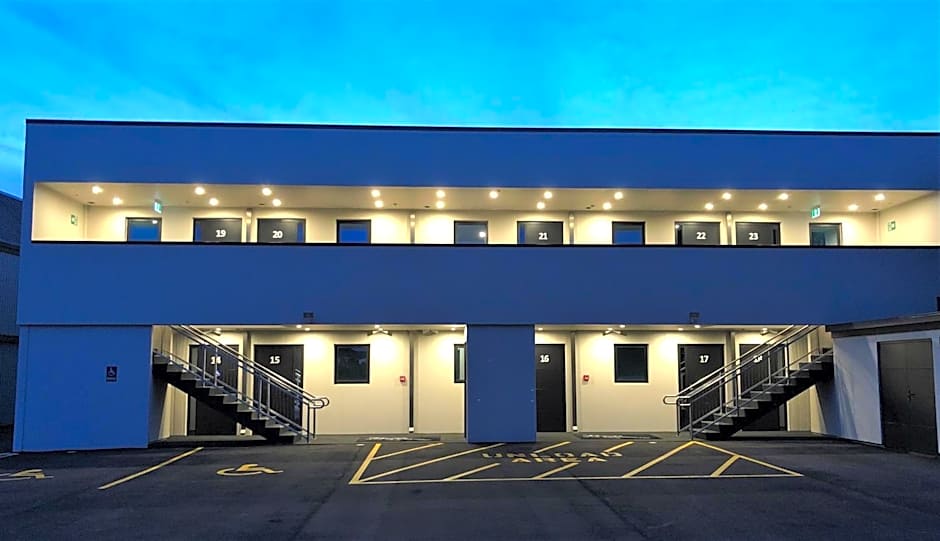 Fiordland Lakeview Motel and Apartments