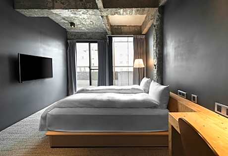 Deluxe Double Room with Bathtub